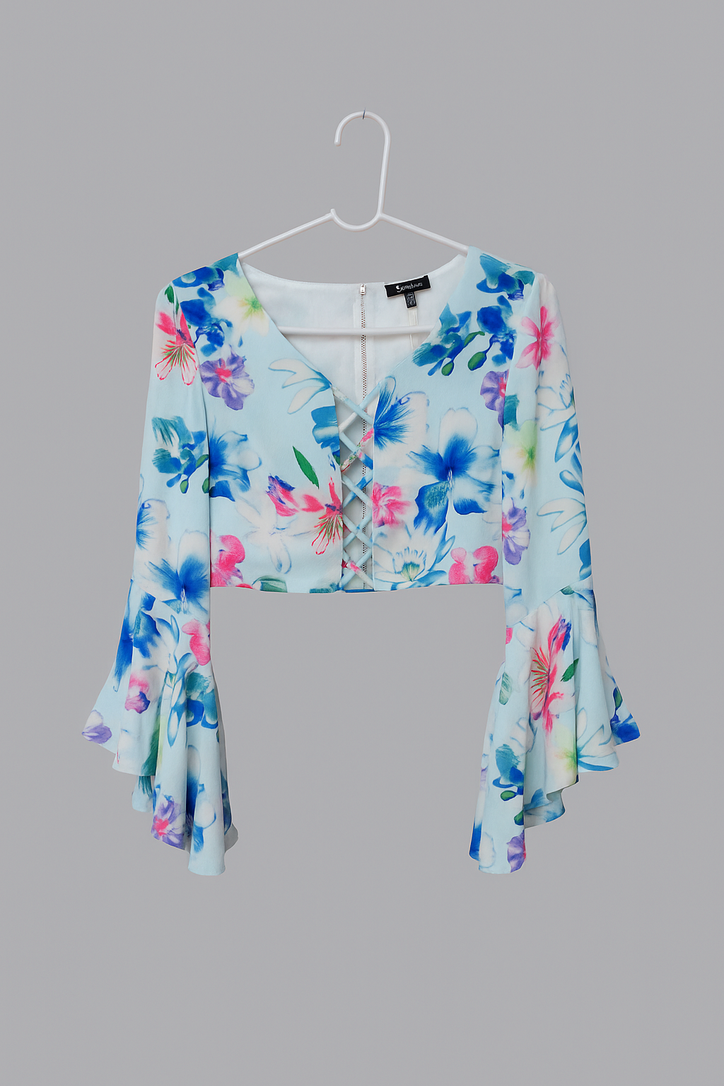 Blusa de manga larga con escote